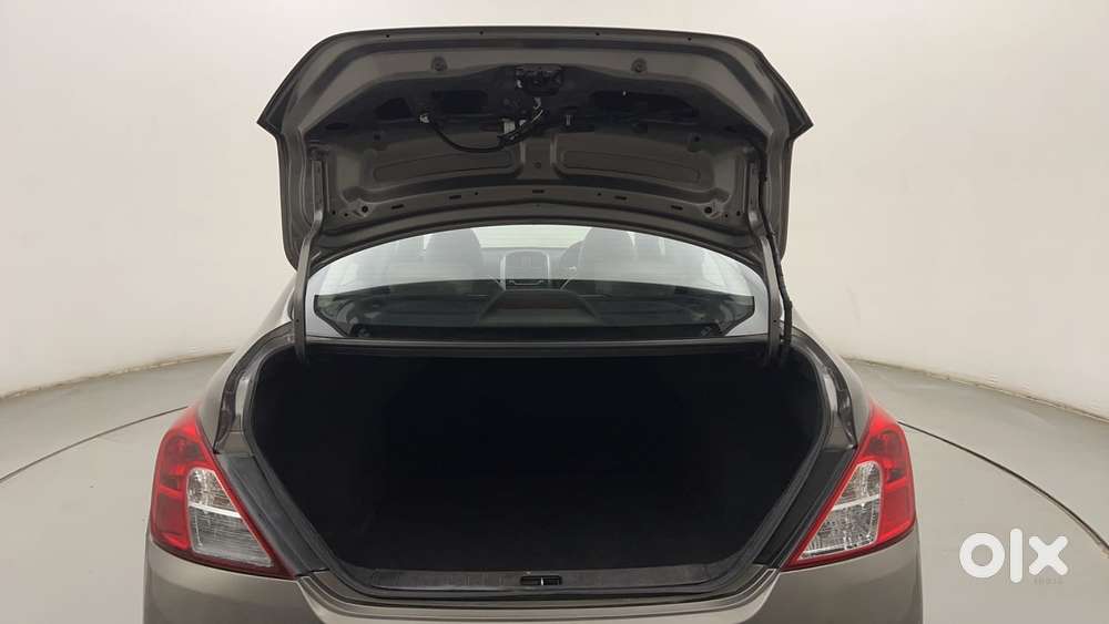 Nissan Sunny 2014-2020 1.5 Xv Cvt, 2017, Petrol