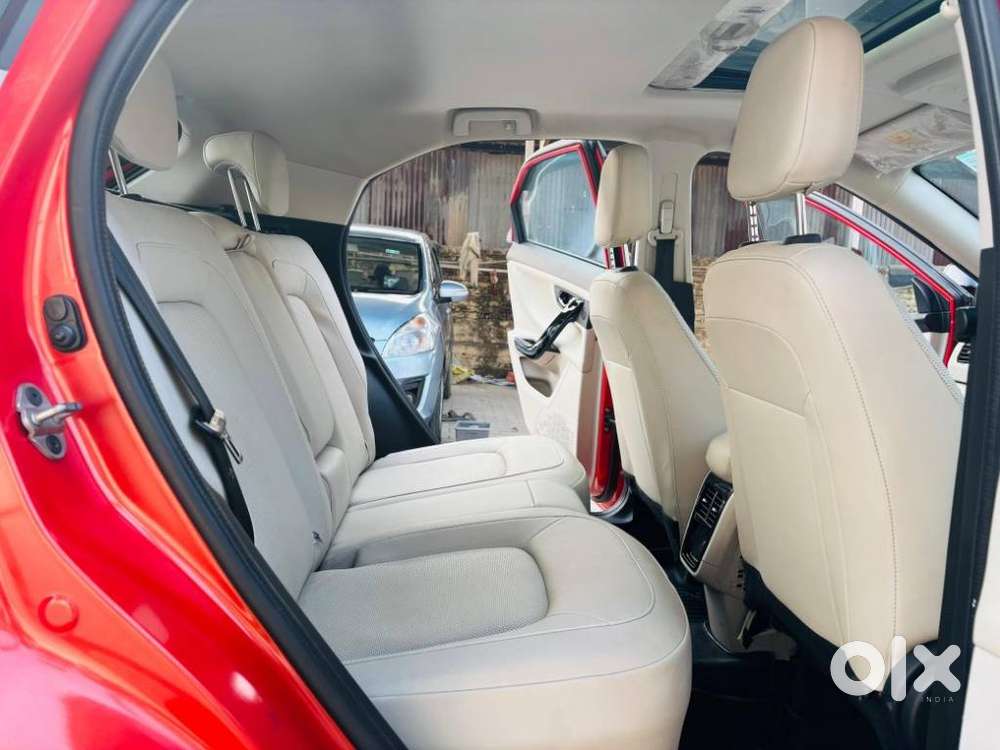 Tata Nexon 1.5 Revotorq Xz Plus Premium Dual Tone, 2023, Petrol