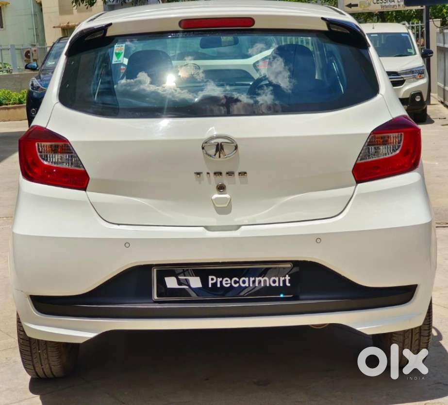 Tata Tiago 1.2 Revotron Xt, 2022, Petrol