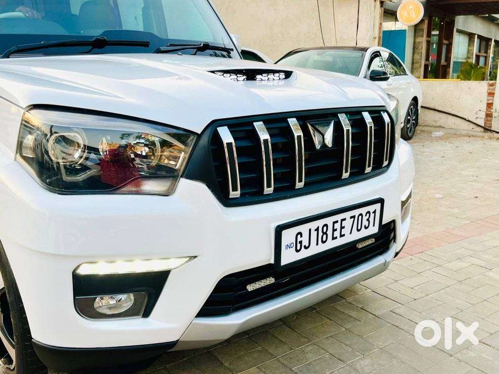 Mahindra Scorpio Classic 2.2 S 11 Mt 7 Str, 2024, Diesel