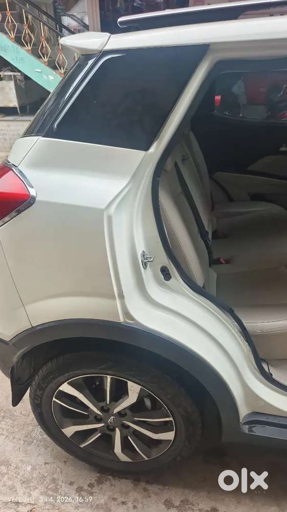 Mahindra Xuv300 2019 Diesel W8
