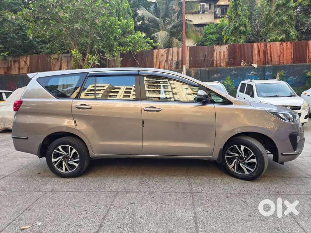 Toyota Innova Crysta 2.4 G Mt 8s, 2022, Diesel
