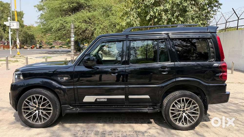 Mahindra Scorpio Classic 2.2 S Mt 7 Str, 2023, Diesel