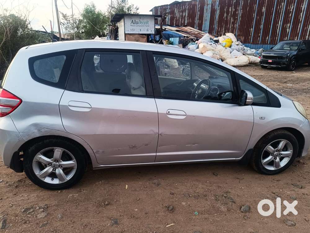 Honda Jazz V Mt Privilege, 2012, Petrol
