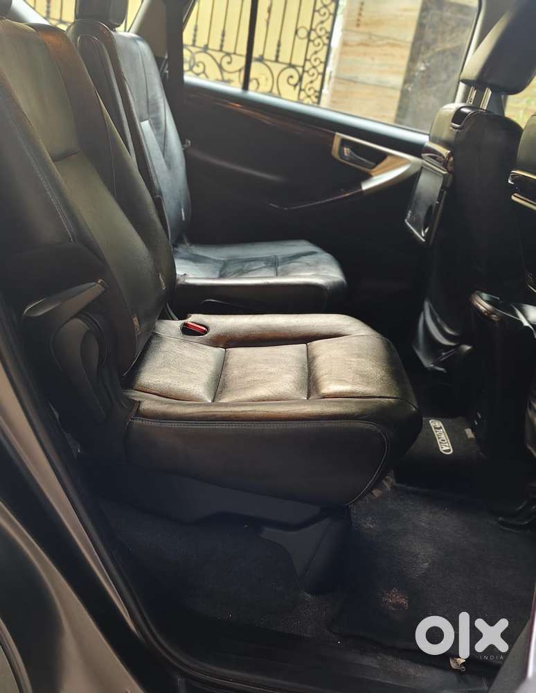 Toyota Innova Crysta 2.4 Z 7 Str, 2016, Diesel