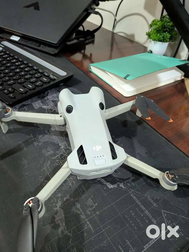 DJI Mini 4 Pro  Drone