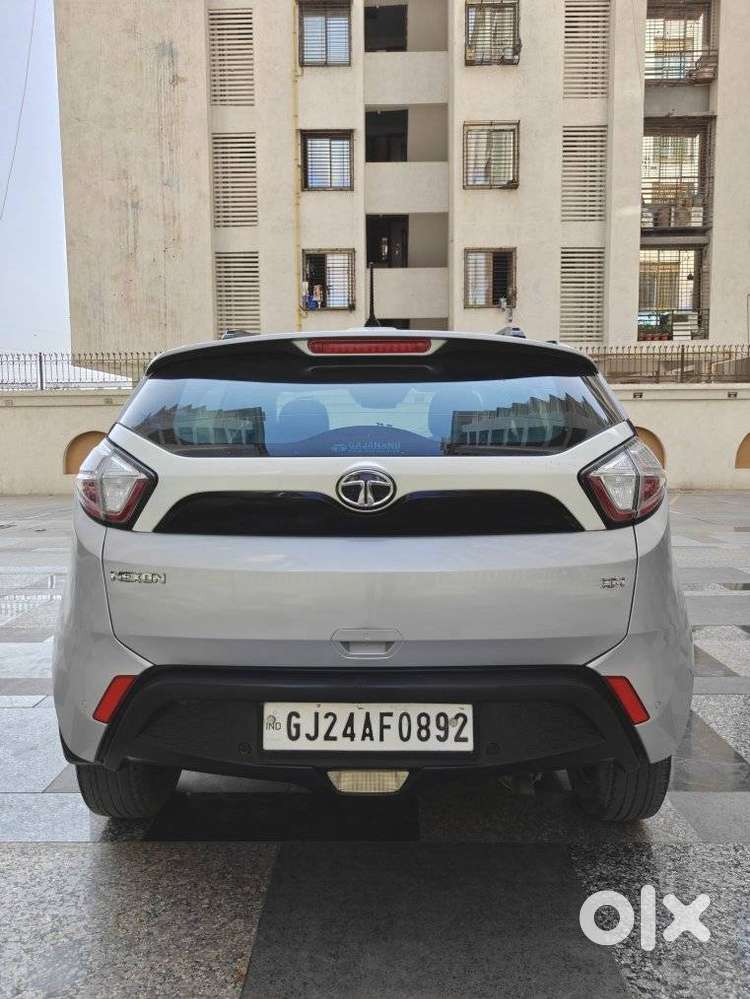 Tata Nexon 1.5 Revotorq Xm (s), 2018, Diesel