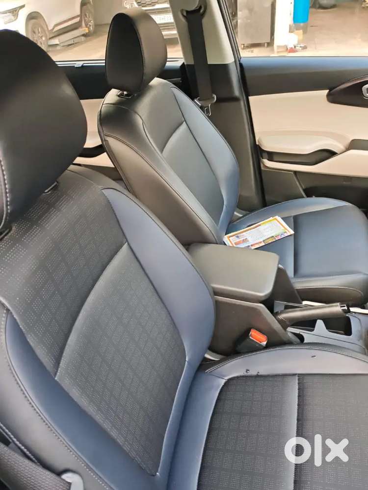 Kia Carens Clavis