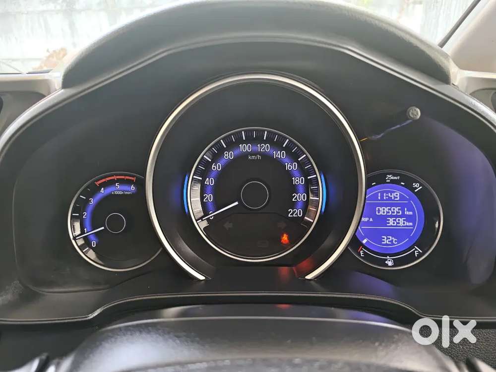 Honda Wr-v 2018 Top Model Showroom Condition.