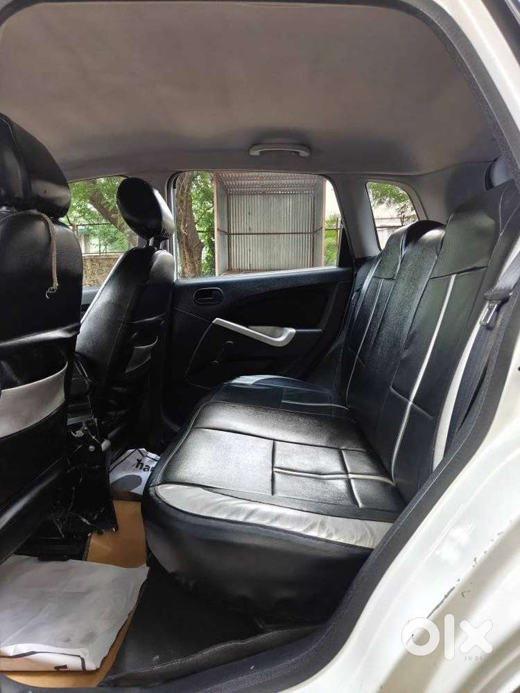 Ford Figo Duratec Titanium 1.2, 2011, Cng & Hybrids