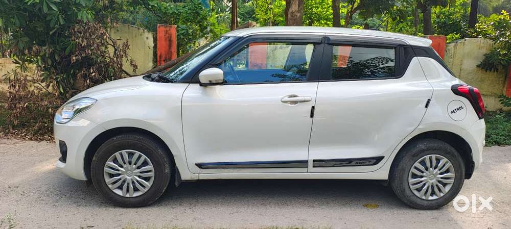Maruti Suzuki Swift 1.2 Vxi (o), 2022, Petrol