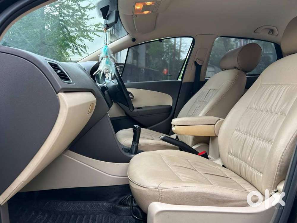 Volkswagen Vento Petrol Highline, 2011, Petrol