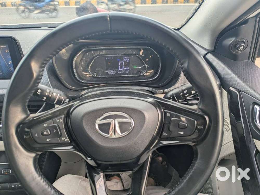 Tata Nexon 1.5 Revotorq Xz Plus (s), 2023, Diesel