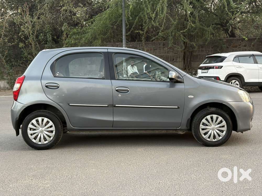 Toyota Etios Liva 2013-2014 G, 2014, Petrol