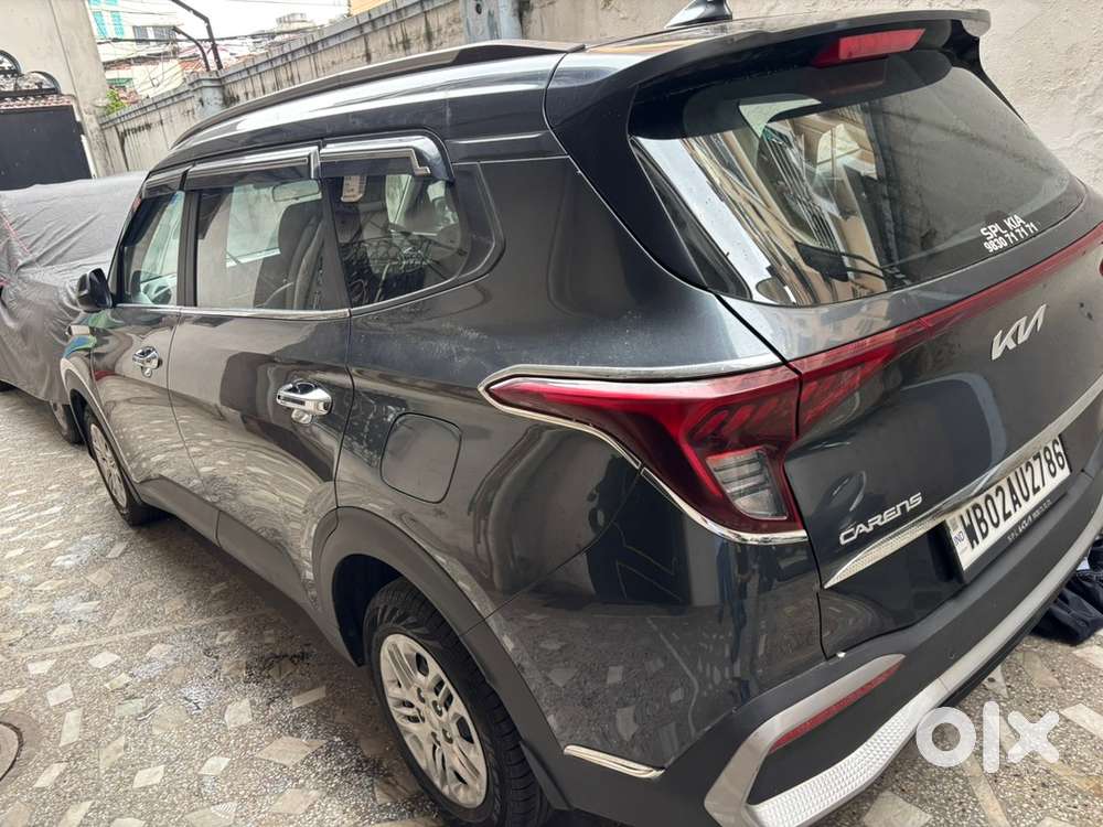 Kia Carens Petrol 2023