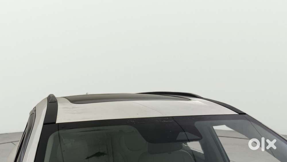 Mahindra Xuv700 2.0 Ax 7 Petrol At Str, 2021, Petrol