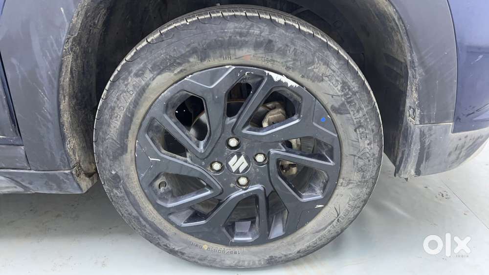Maruti Suzuki Fronx Delta Plus 1.2l Ags, 2023, Petrol