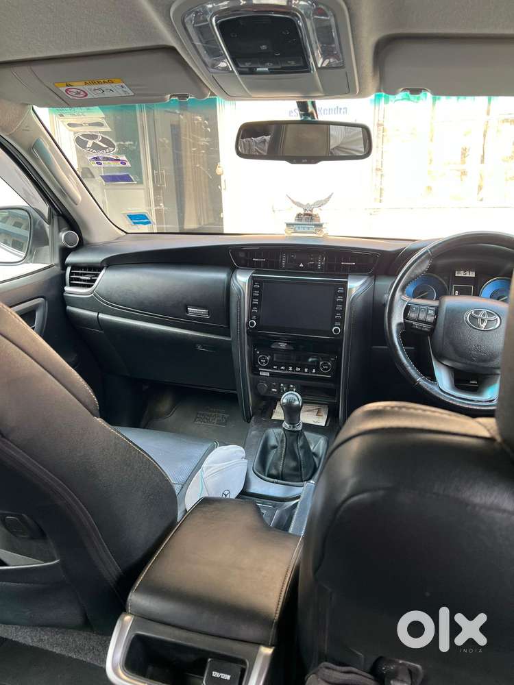 Toyota Fortuner [2021-ongoing] 2.8 2wd Diesel Mt, 2021, Diesel