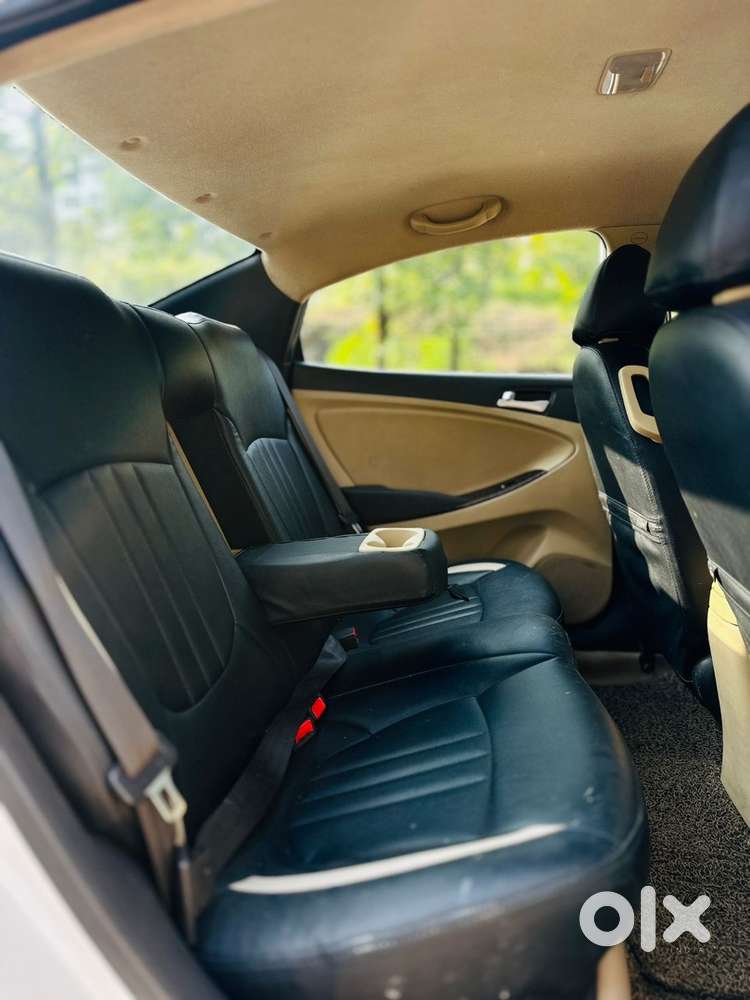 Hyundai Verna Petrol 2015
