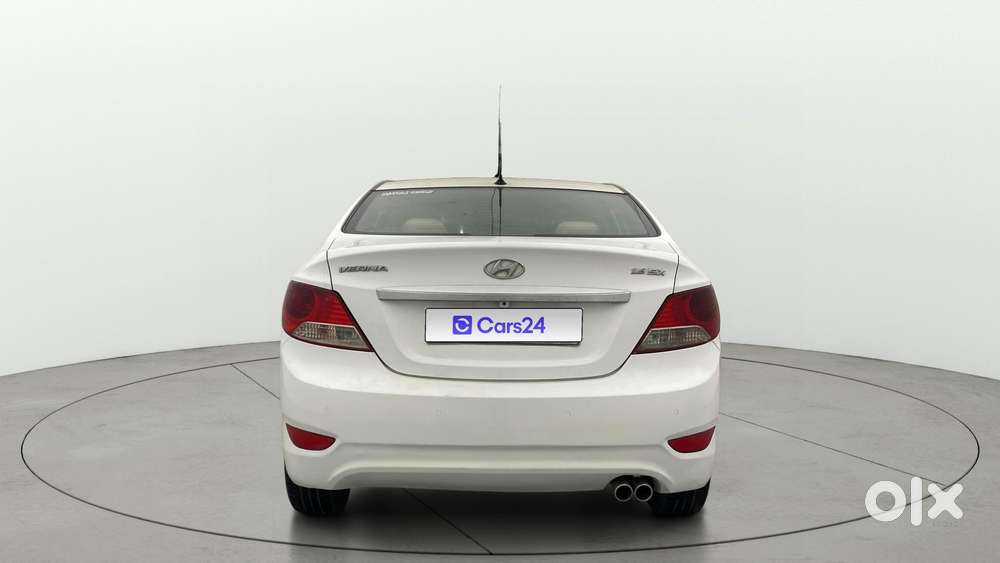 Hyundai Verna Fluidic 1.6 Vtvt Sx, 2013, Petrol