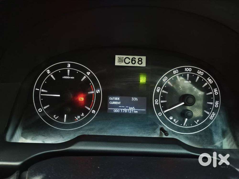 Toyota Innova Crysta 2.4 G Mt, 2017, Diesel