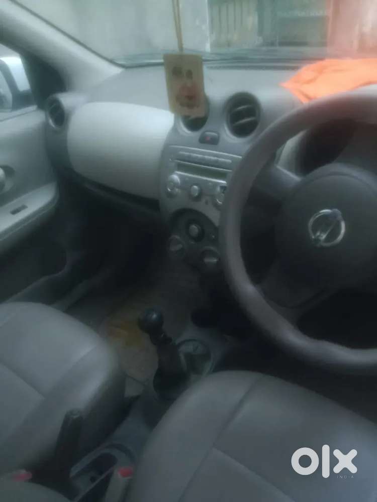 Nissan Micra Active 2011 Model