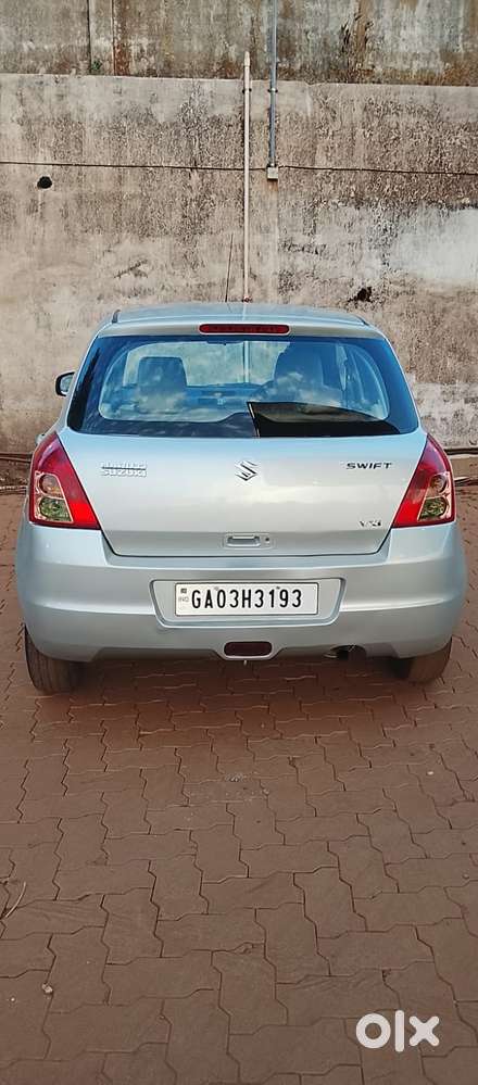 Maruti Suzuki Swift Vxi + Manual, 2010, Petrol