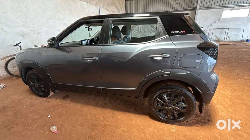 Mahindra Xuv300 Petrol Manual 2025