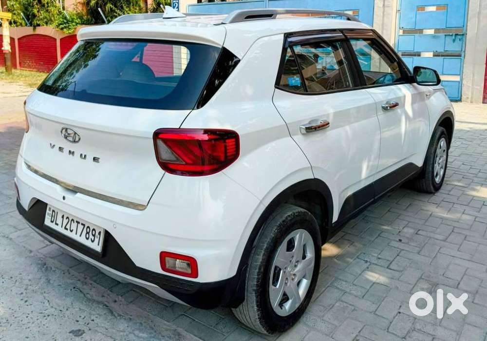 Hyundai Venue S 1.2 Petrol, 2021, Petrol