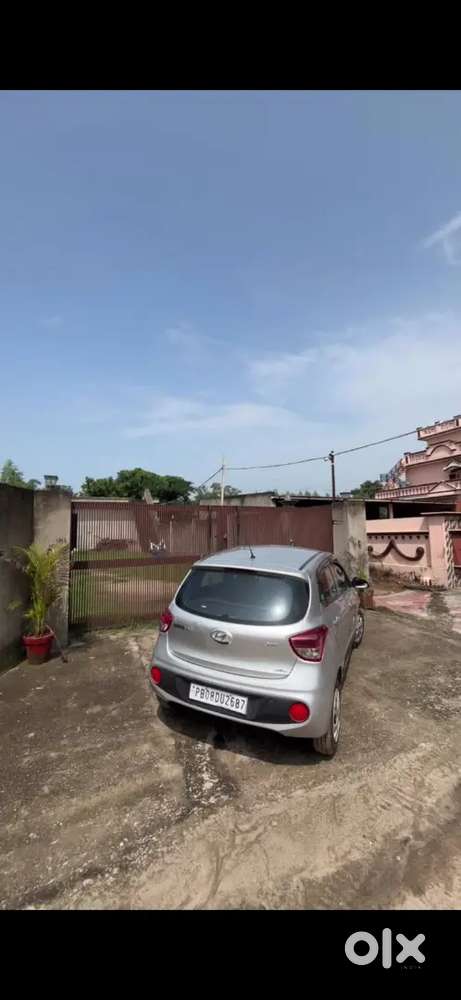 Hyundai Grand I10 2017 Car