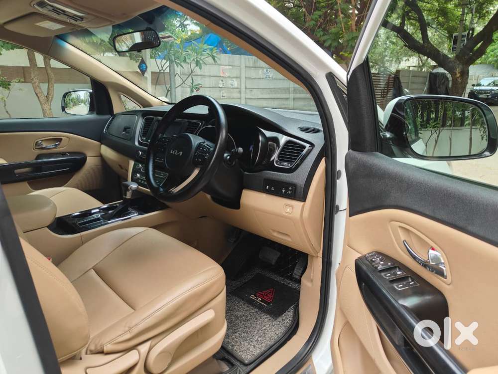 Kia Carnival Prestige, 2023, Diesel