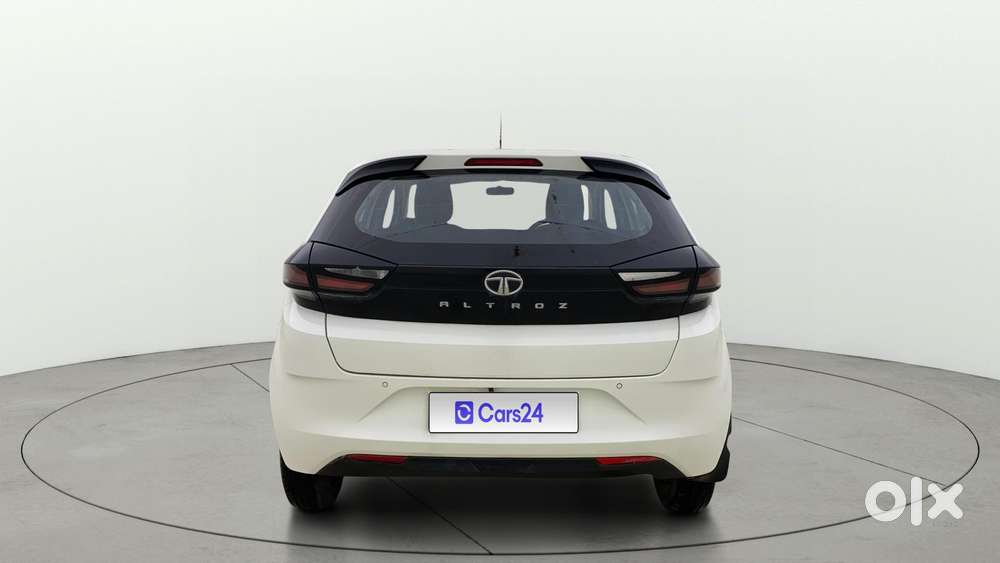 Tata Altroz 1.2 Xe Plus Petrol, 2022, Petrol