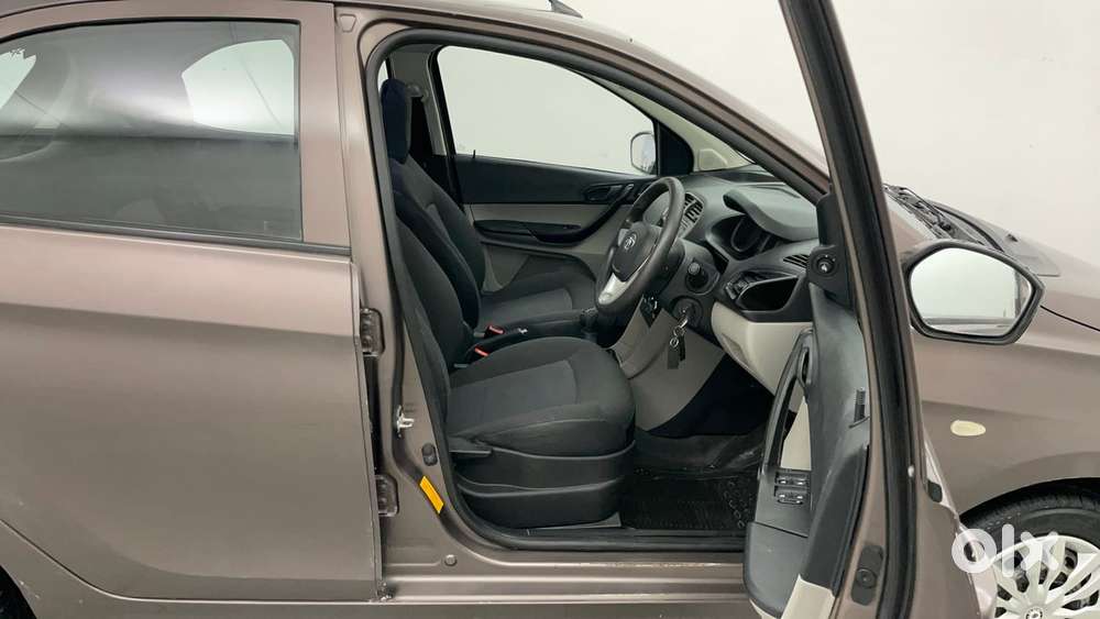 Tata Tiago 1.2 Revotron Xt, 2017, Petrol