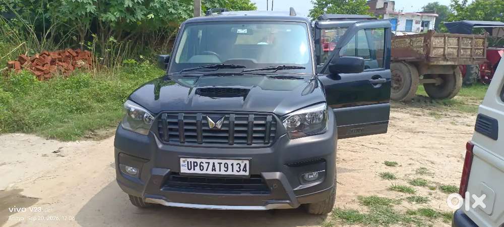 Mahindra Scorpio Classic 2.2 Diesel 2023