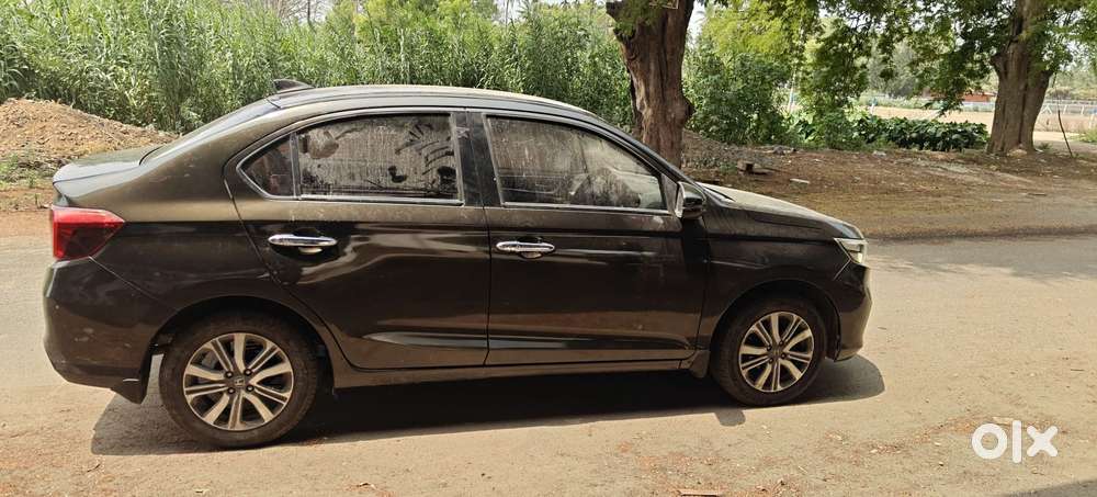 Honda Amaze 2nd Gen Vx, 2022, Petrol