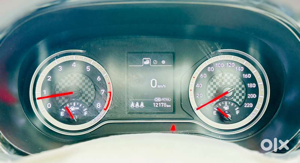 Hyundai Aura Sx 1.2 Cng, 2025, Cng & Hybrids