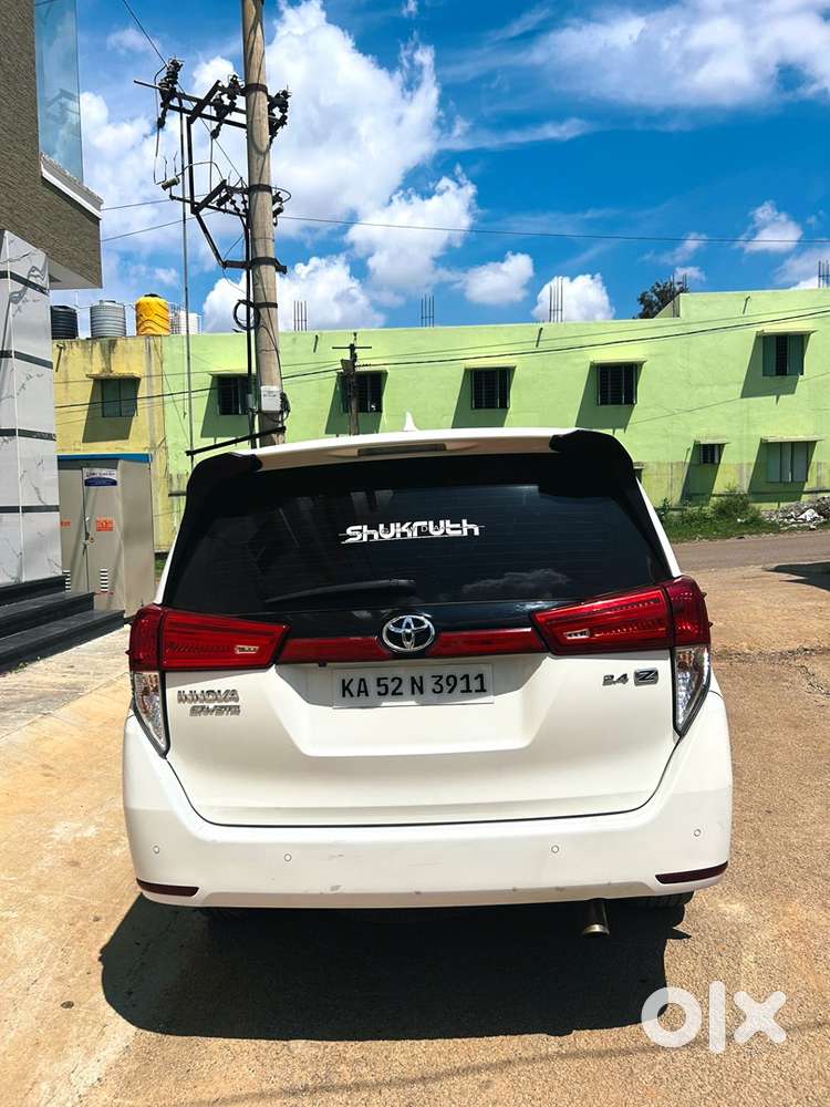 Toyota Innova Crysta 2021