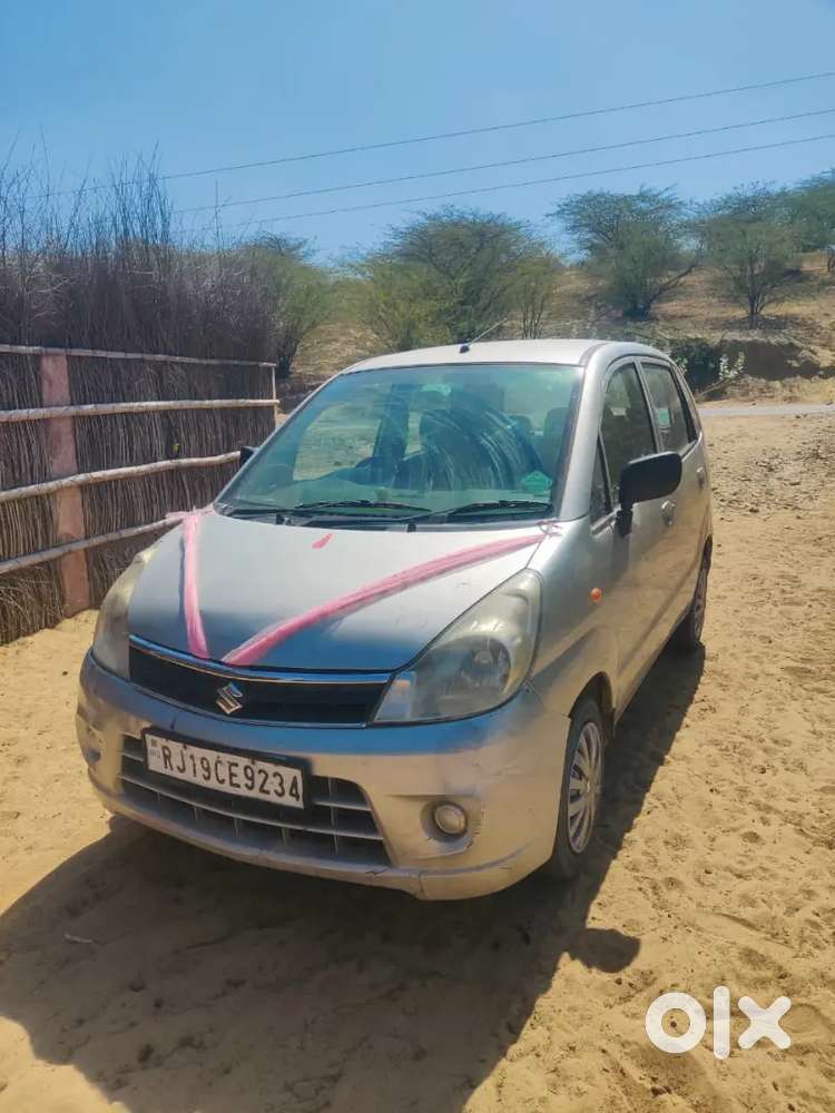 अच्छी कंडीशन है और पेट्रोल इंजन है