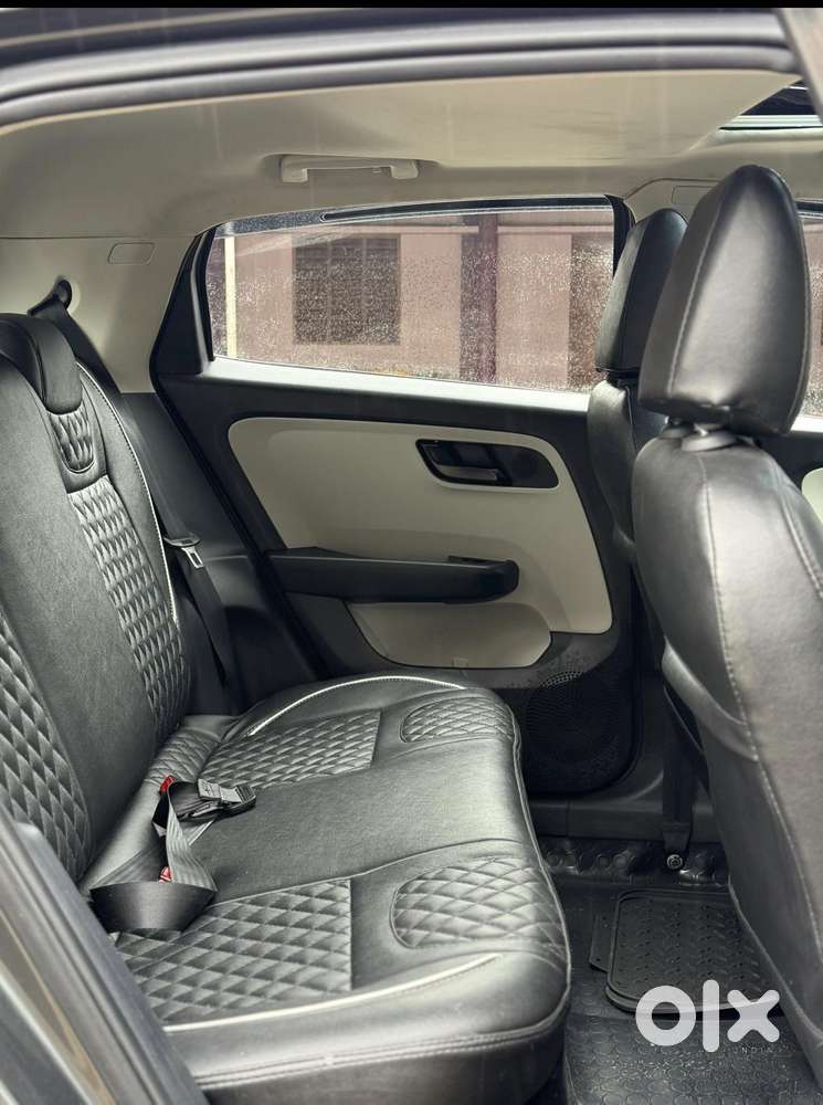 Tata Altroz 1.2 Xm Plus, 2024, Petrol