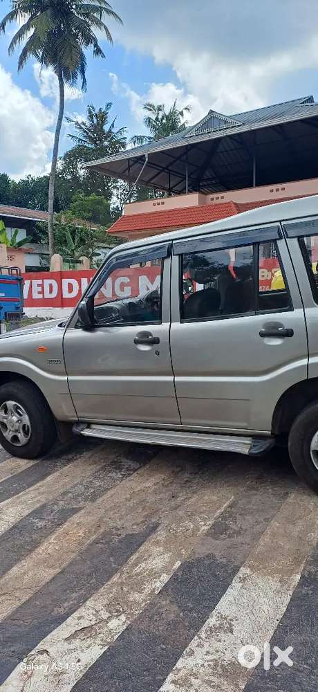 Mahindra Scorpio M2d