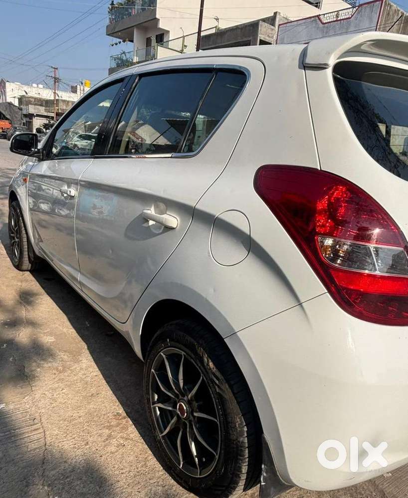 Hyundai I20 2011 Petrol Well Maintained