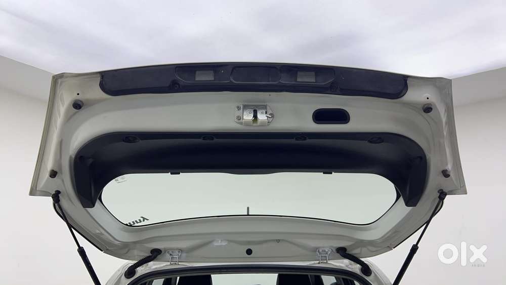 Maruti Suzuki Swift 1.2 Lxi (o), 2017, Petrol
