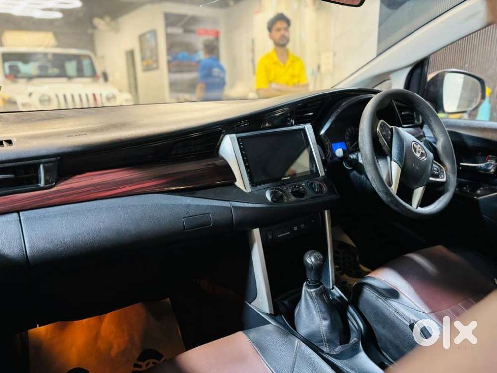 Toyota Innova Crysta 2.4 G Mt, 2016, Diesel