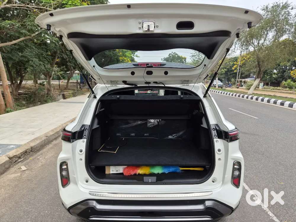 Maruti Suzuki Grand Vitara 2025 Hybrids 19500 Km Driven