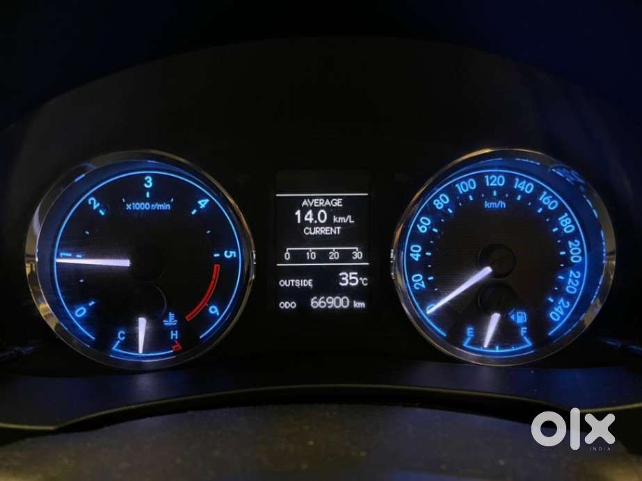 Toyota Corolla Altis 2013-2017 G Mt, 2015, Diesel