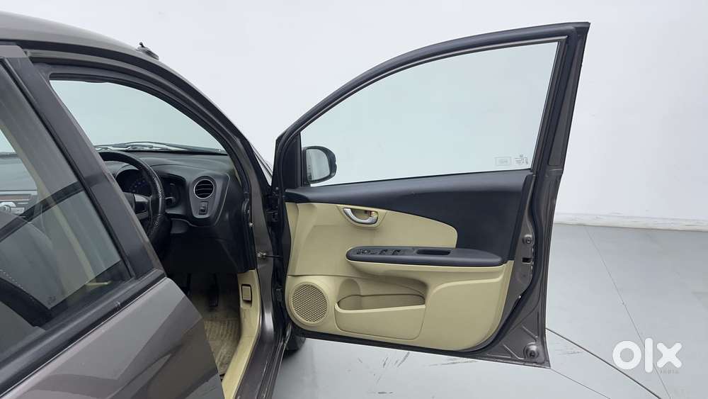 Honda Brio Vx Mt, 2015, Petrol