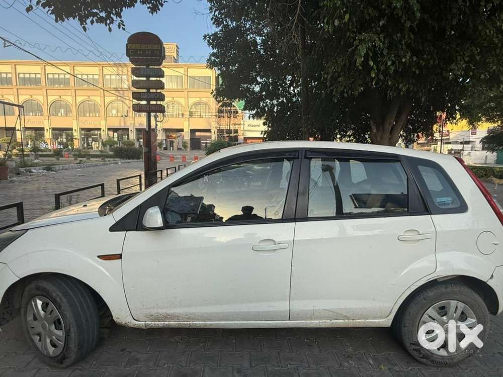 Ford Figo 2014 Diesel 100000 Km Driven