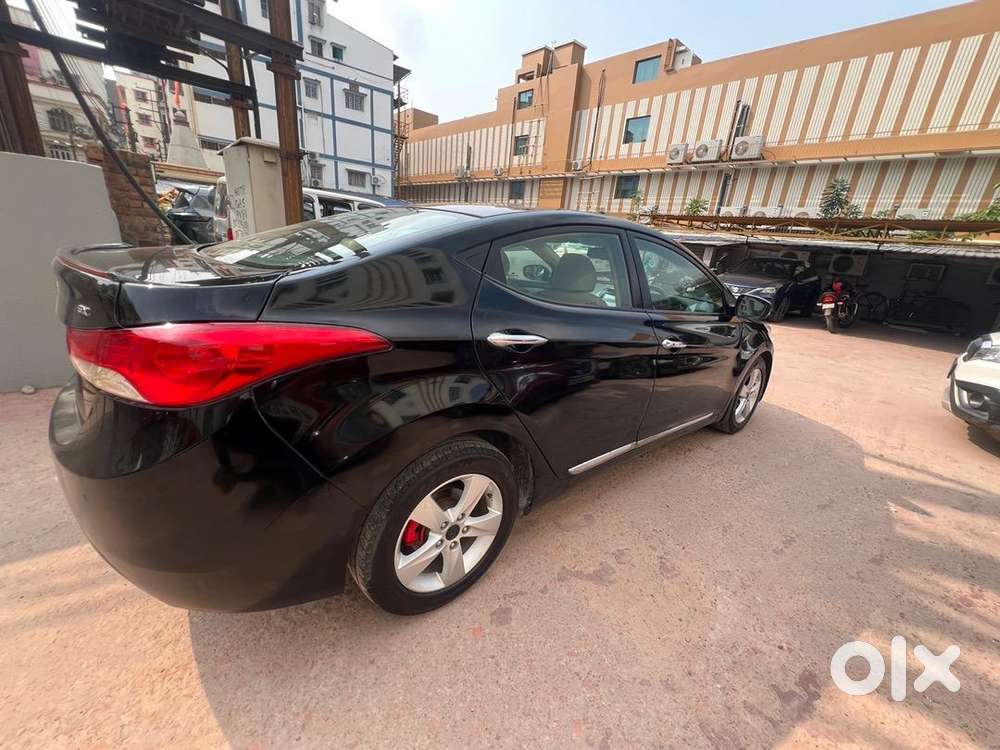 Hyundai New Elantra 2016 Diesel Well Maintained