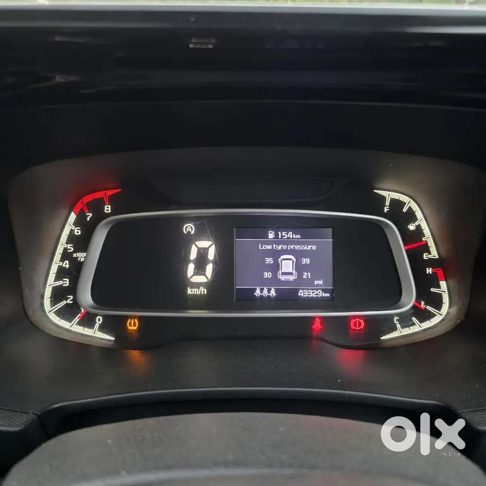 Kia Sonet 2023 Petrol Htk Plus (optional)