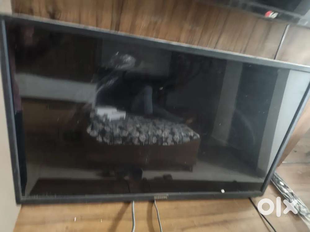 Samsung TV 32 inch model 2023
